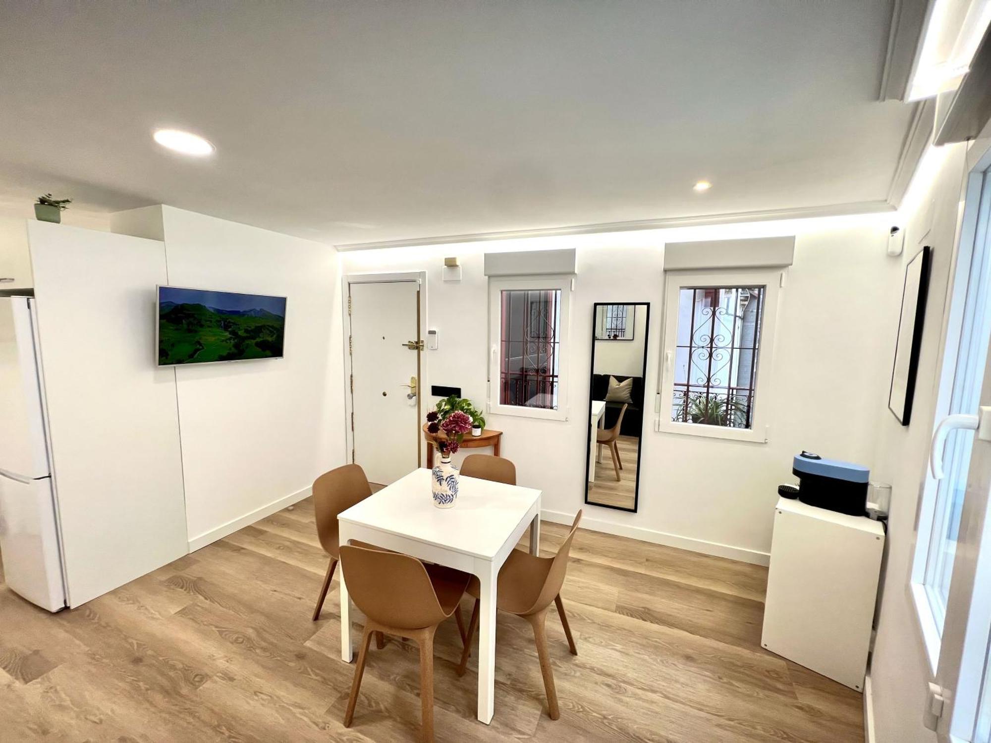 Apartment In The Heart Of Madrid-Piso En Malasana Экстерьер фото