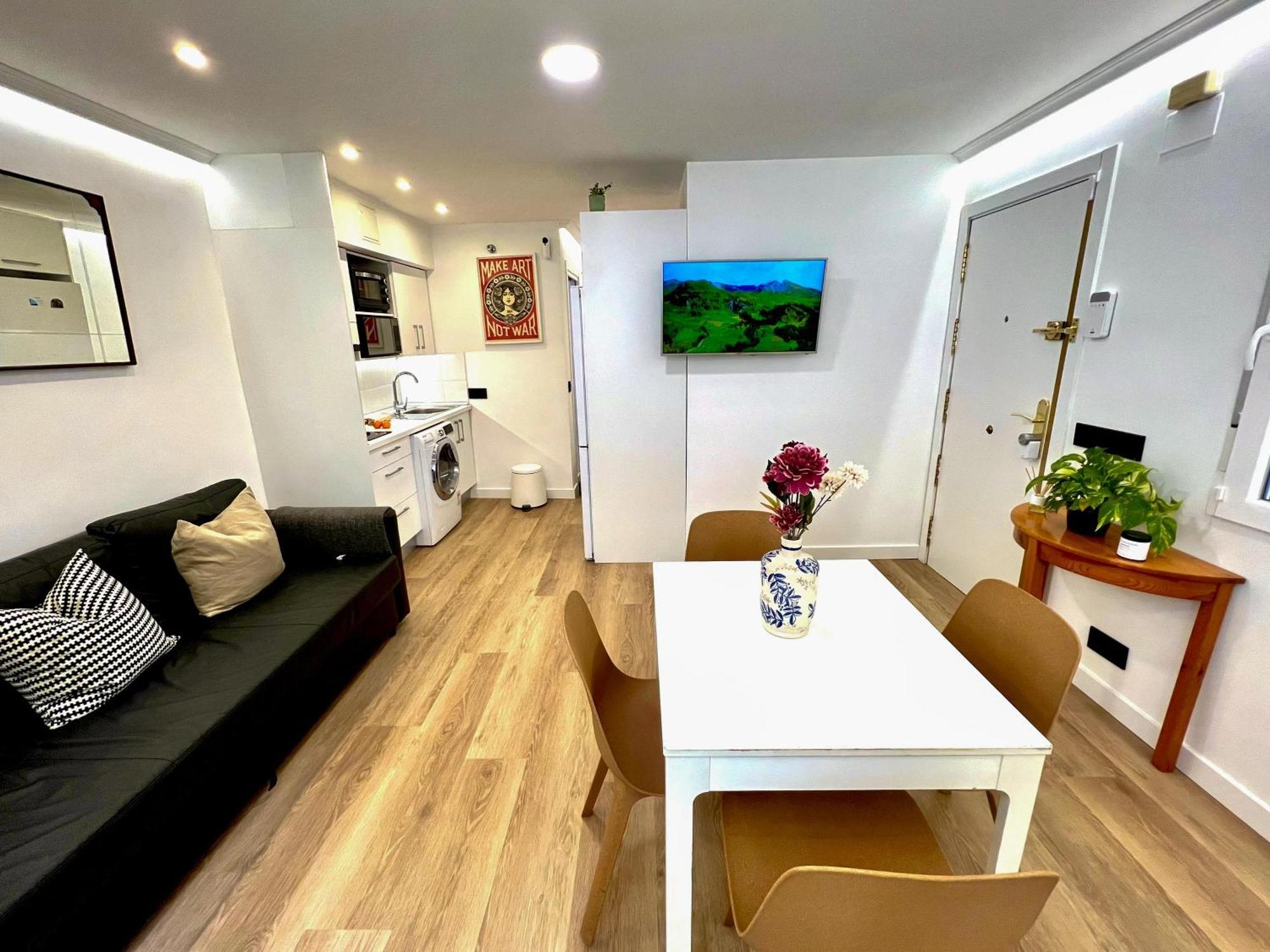 Apartment In The Heart Of Madrid-Piso En Malasana Экстерьер фото
