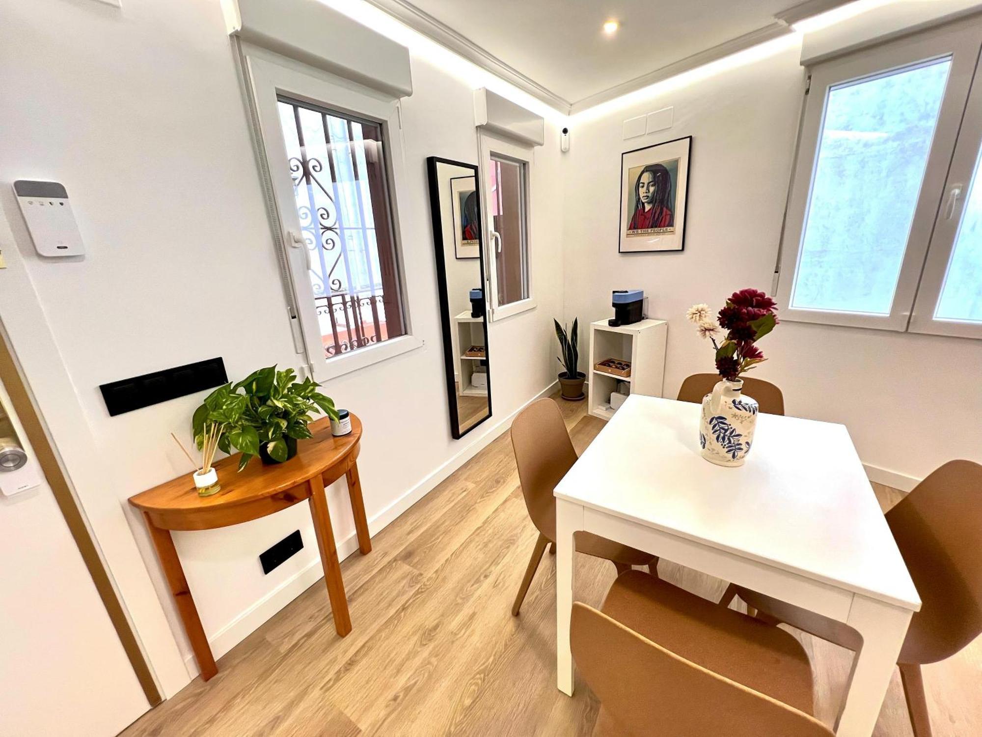 Apartment In The Heart Of Madrid-Piso En Malasana Экстерьер фото